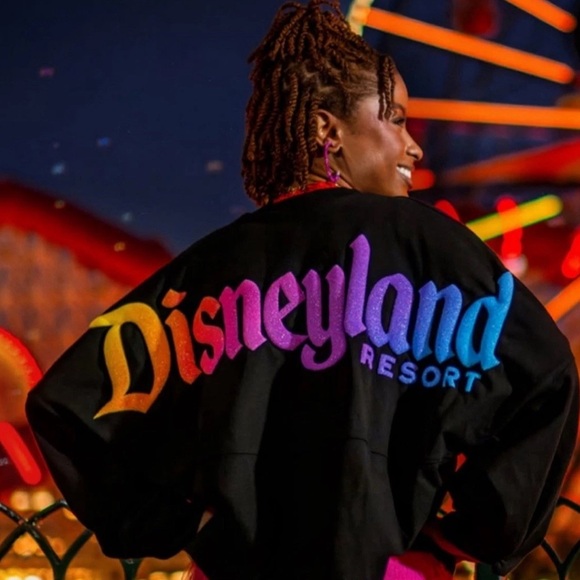 2025 Disneyland 70th Anniversary Celebration Spirit Jersey NWOT Xsmall